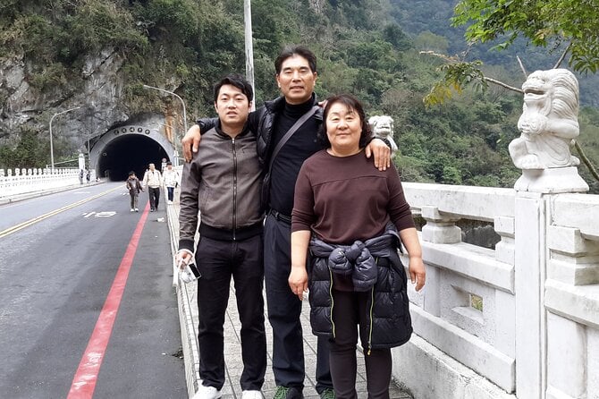 Tarogo Gorge Day Tour ( MERCEDES Van) From Taipei - Tarogo National Park