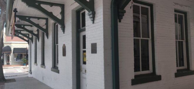 Tarpon Springs: Haunted History Guided Walking Tour - Tour Itinerary