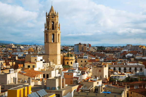 Tarragona: First Discovery Walk and Reading Walking Tour - Creating Lasting Memories