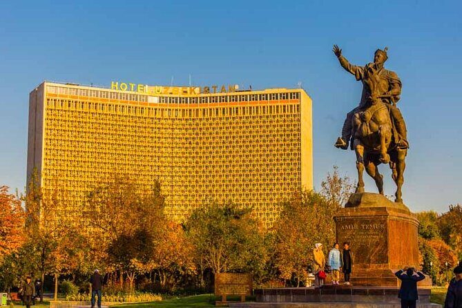 Tashkent Airport (TAS) Private Transfer to Tashkent City/Hotels - How the Booking and Meeting Process Works