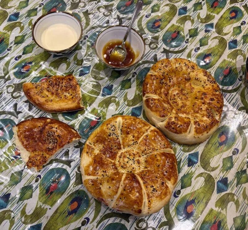 Tashkent: Bake Uzbek Bread + Chorsu Bazaar - Exploring the itinerary in detail