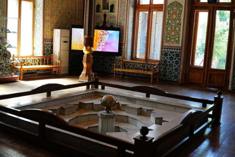 Tashkent: City Tour with Pro Photography, Lunch & Dinner - FAQs