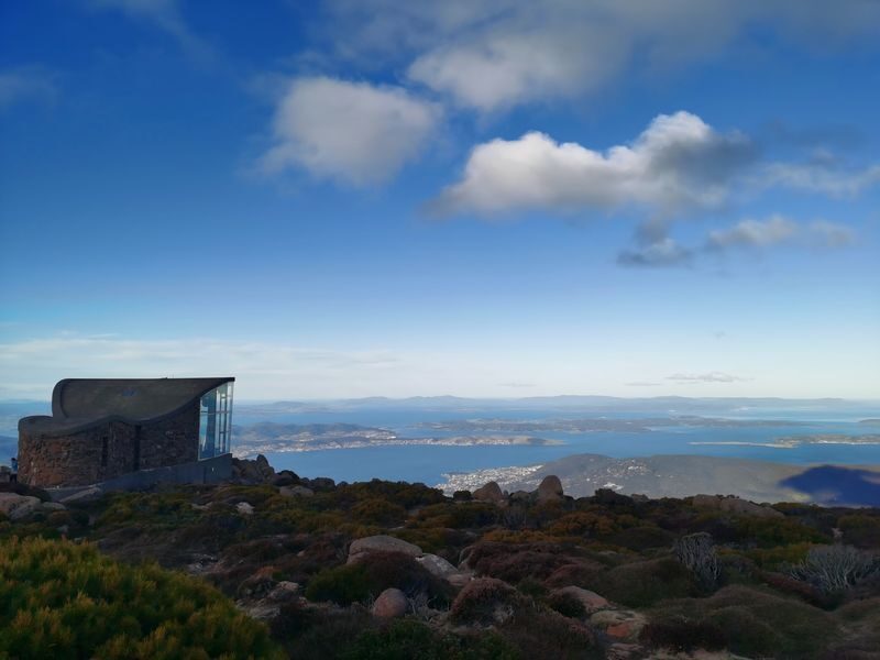 Tasmania 5-Day Aurora Viewing & Classic Attractions Tour - Day 3: Wineglass Bay, Coles Bay and Honeymoon Bay