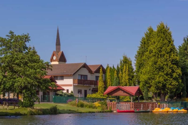 Tasmanias Cataract Gorge & Lavender Day - Good To Know