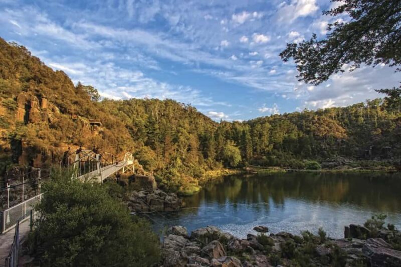 Tasmanias Cataract Gorge & Lavender Day - FAQ