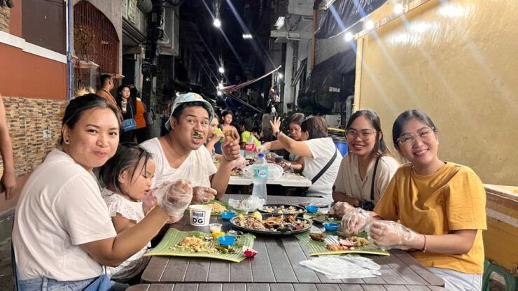 Taste Filipino Street Food (Street Food Tour) in Manila - Experience the Vibrant Street Food Scene