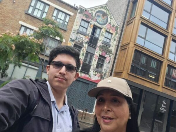 Taste of Diversity: Exploring Londons Street Art & Food - Exploring Spitalfields Street Art