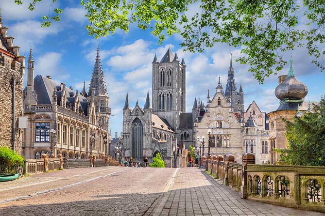 Taste of Ghent: Private Chocolate Walking Tour - Chocolate Tasting Experience