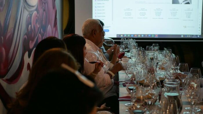 Tasting: Biological and Oxidative Aging Wines + Pairing - Food Pairing: Tapas to Complement the Wines