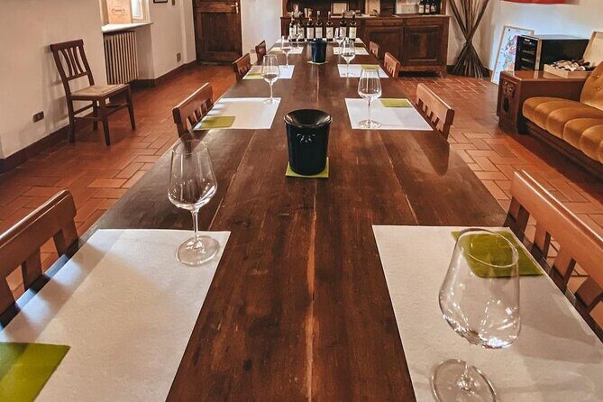 Tasting of 7 wines in the Langhe and visit to the cellar - FAQs