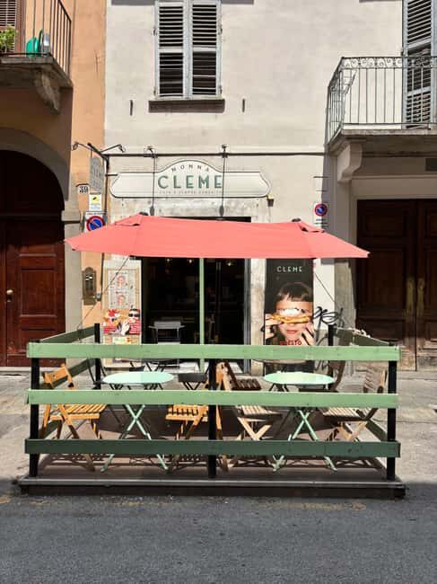 Tasting of Calabrian Friselle, historic pizzas, and Italian wines in Turin - An Authentic Italian Food Experience in the Heart of Turin