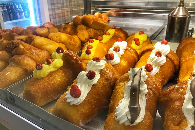 Tasty Ancient Naples & San Gregorio Armeno Food, Wine and Sightseeing Tour - Indulge in Sweet Treats