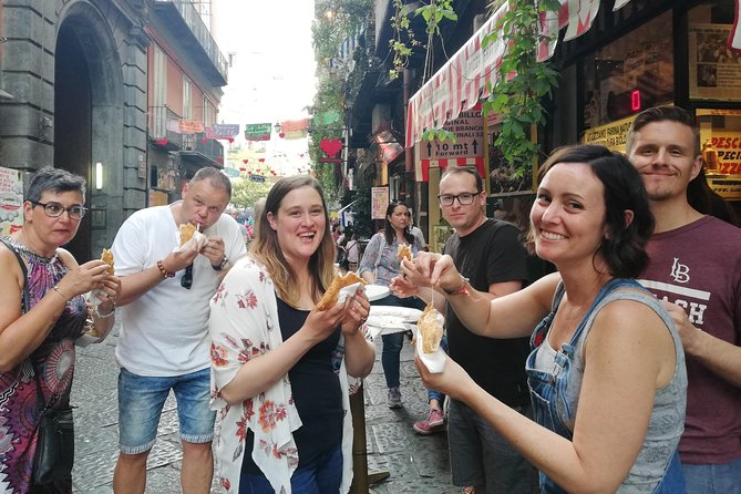 Tasty Naples Street Food Tour of MustEat Gourmet Specialties and MustSee Sites - Common Questions