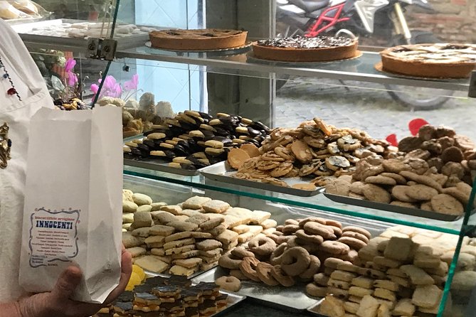 Tasty Trastevere Street Food Tour in Rome From Tiberine Island to Ponte Sisto - Cancellation Policy and Traveler Photos