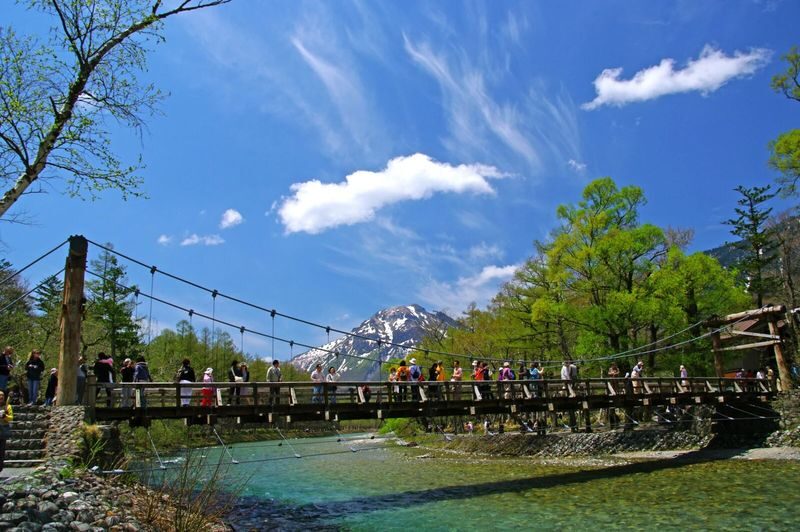 Tateyama Kurobe Alpine Route (including Tateyama Kurobe transportation ticket) & Kamikochi 2-Day Tour - Who should book this two-day tour?