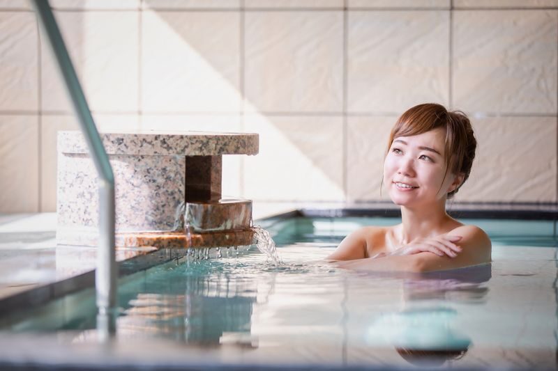 Tattoo-friendly Open-air Onsen (Hot Spring) in Tokyo - A guided first step into Japanese bathing customs