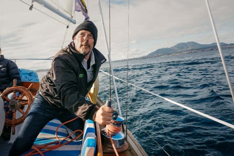Taup: Sail Barbary Eco Sailing to the Maori Rock Carvings - The Experience in Detail
