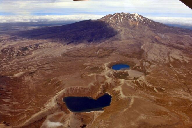 Taupo: Mt Ruapehu Volcanic Vista Flight - Flying Towards Mount Ngauruhoe