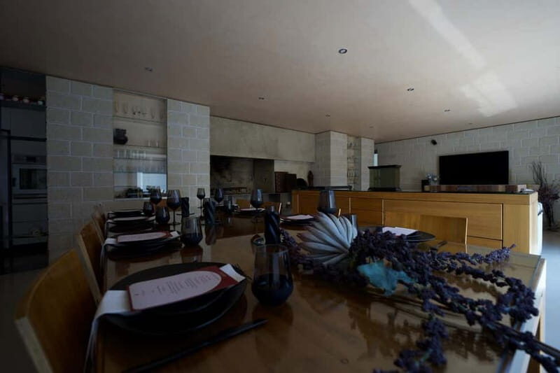 TAVÉRN A Hidden Steak Experience by Ivan uki - The Setting: Privacy and Atmosphere