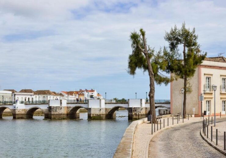 Tavira Scavenger Hunt and Sights Self-Guided Tour - Unique Experience Features