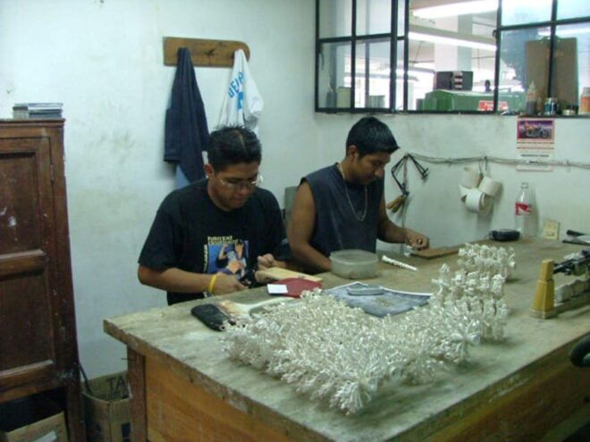 Taxco: Visit a Taxqueña Silversmiths Workshop - Traditional Techniques