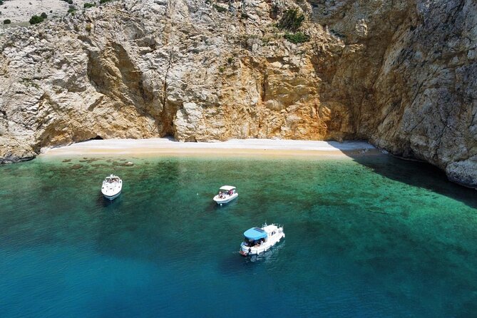 Taxi Boat Kormat - Activities: Customizable Trips for Beach Visits