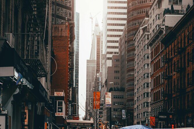 Taxi Driver Movie Locations on Private Tour in New York City - Step 7: The Olcott Hotel – Where Travis Picks Up Passengers