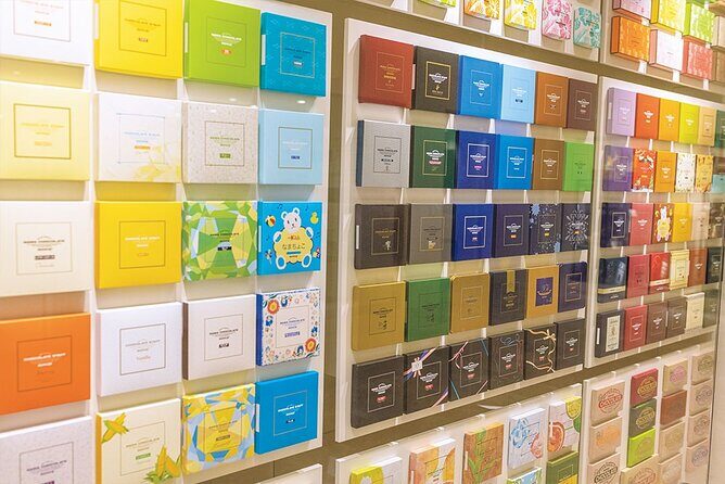 Taxi Tour (4+):Smelt Fishing, Strawberry Picking & ROYCE Factory - Good To Know