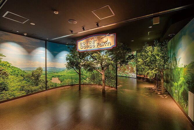 Taxi Tour (4+):Smelt Fishing, Strawberry Picking & ROYCE Factory - An In-Depth Look at the Sapporo Private Taxi Tour