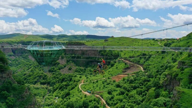 Tbilisi: 3-Day Old Town, Kakheti, and Dashbashi Tour - Exploring Old Tbilisi: Charm and History