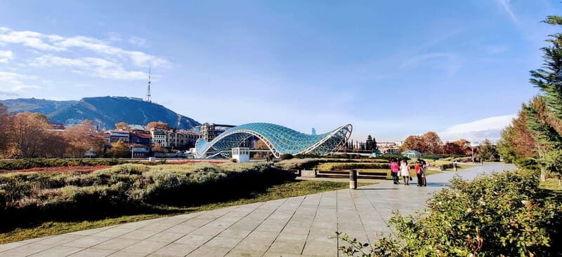 Tbilisi: 4 Bridges Walking Tour w/ Wine Ice Cream & Lemonade - Good To Know