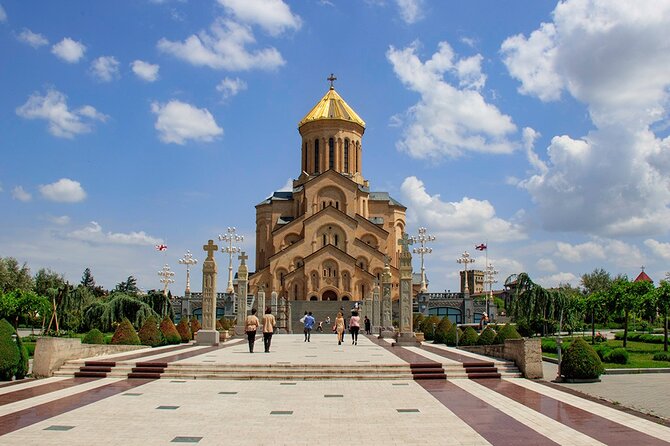 Tbilisi Airport Transfers: Tbilisi City to Tbilisi Airport TBS in Standard Van - Duration