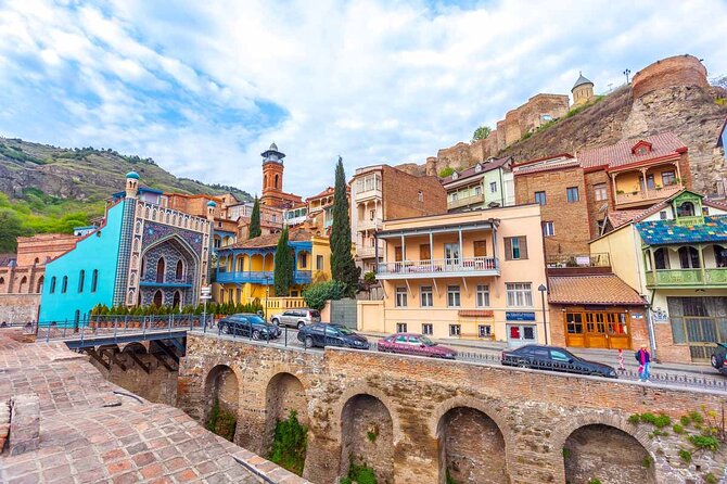 Tbilisi Airport Transfers: Tbilisi City to Tbilisi Airport TBS in Standard Van - Meet & Greet Service