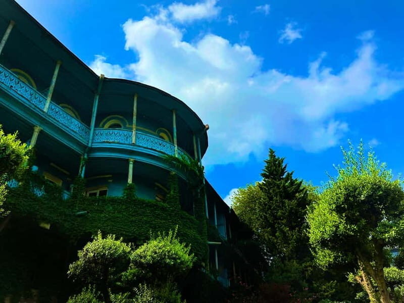 Tbilisi: Hidden Gems Walking Tour with Food & Wine Tastings - What You’ll Love