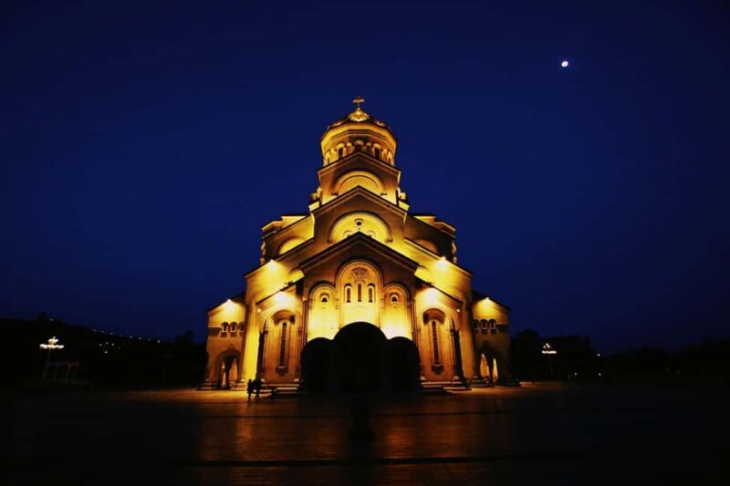 Tbilisi: Holy Trinity Cathedral Express Guided Tour - Who Should Book This Tour?