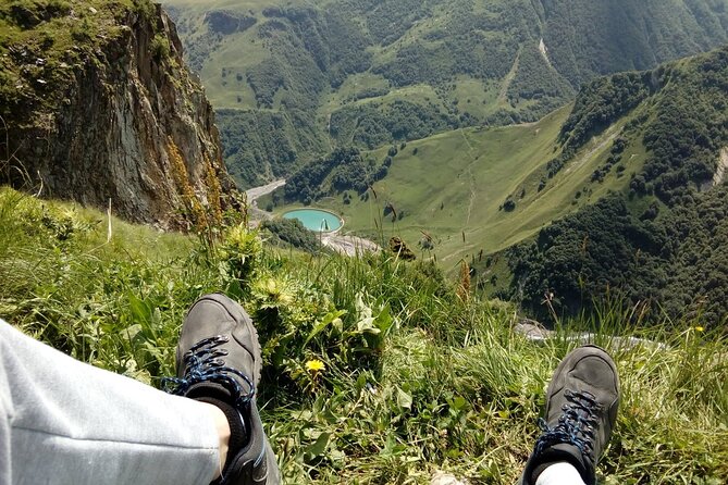 Tbilisi-Kazbegi Shared Transfer - Vehicle and Amenities