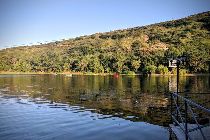 Tbilisi Lakes and Sightseeing Tour - The Sum Up
