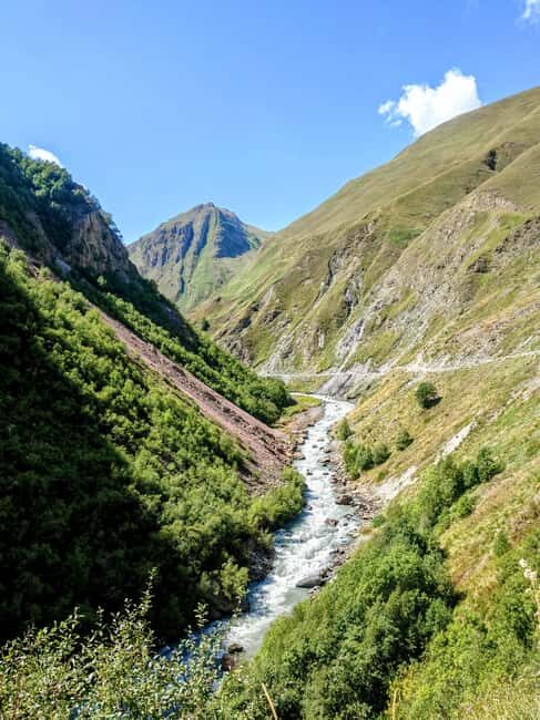 Tbilisi: One day Eco tour to Kazbegi by electric car - Discovering the Beauty of Georgia’s Mountains in an Electric SUV