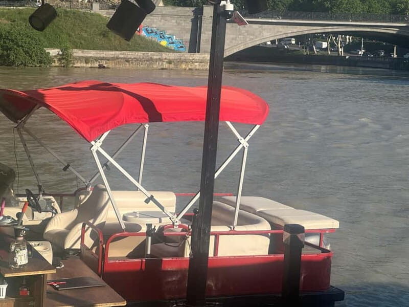 TBILISI: Private, exclusive Boat Ride & with Welcome Drink - Why This Tour Offers Good Value