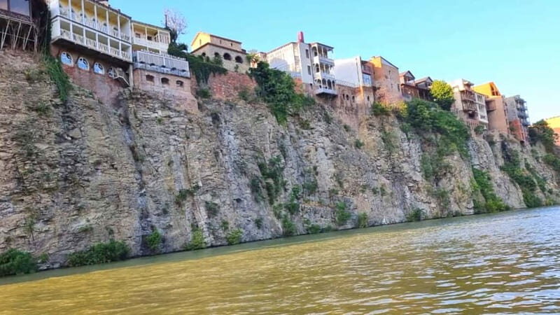 Tbilisi: River Sightseeing Boat Ride with Welcome Drink - What’s Included and Not