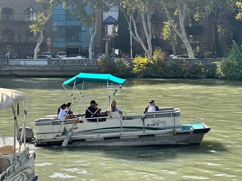 Tbilisi: River Sightseeing Boat Ride with Welcome Drink - Practical Tips for Your Trip