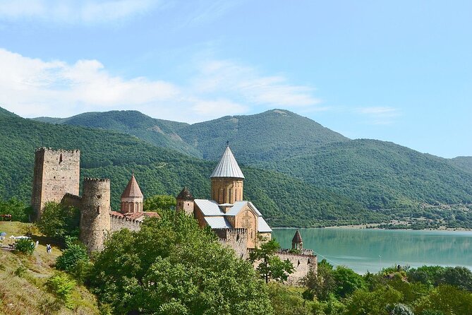 Tbilisi to Kazbegi, Gudauri, and Ananuri Day Tour - Good To Know