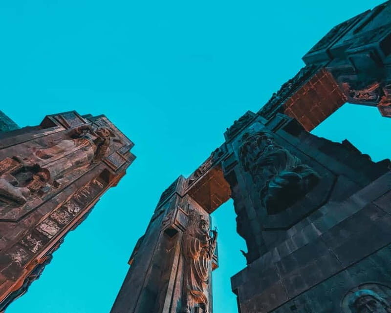 Tbilisi: Transfer & Guided Tour to The Georgian Stonehenge - FAQ