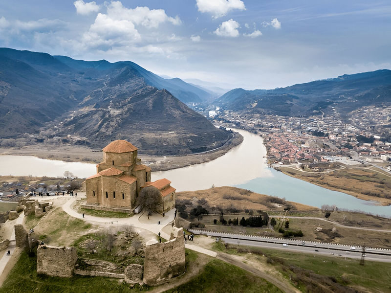 Tbilisi UNESCO Mtskheta and Samtavro Small Group Tour - The bus ride and guide make the day
