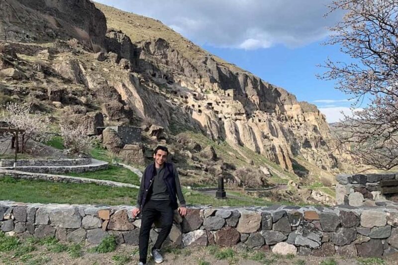 Tbilisi: Vardzia Caves, Rabati Castle and Borjomi Day Trip - Optional Dinner and Market Stop