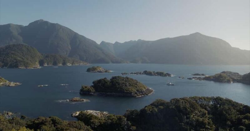 Te Anau: Doubtful & Dusky Sound Helicopter Flight - Good To Know