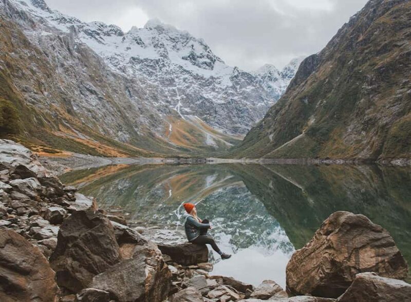 Te Anau: Lake Marian Guided Day Hike with Lunch - Morning Tea with Fresh Baking