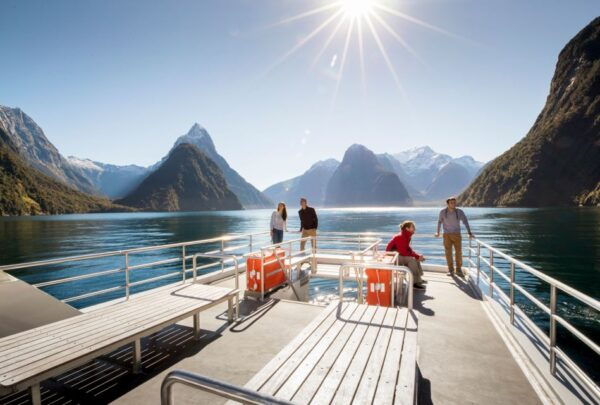Te Anau: Milford Sound Bus, Cruise, Observatory, & Lunch - Explore Related Water Activities and Day Trips