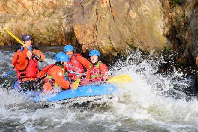 Te Awa Kairangi Grade 2 Scenic Rafting Tour - Tour Highlights and Pricing