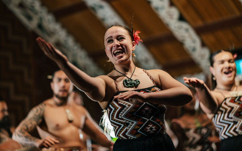 Te Puia, Haka and Polynesian Spa Rotorua Small Group Tour - Three Rotorua experiences in one day